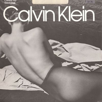 CALVIN KLEIN ULTRA SHEER EVENING PANTYHOSE – Style 620, Size A, Ivory